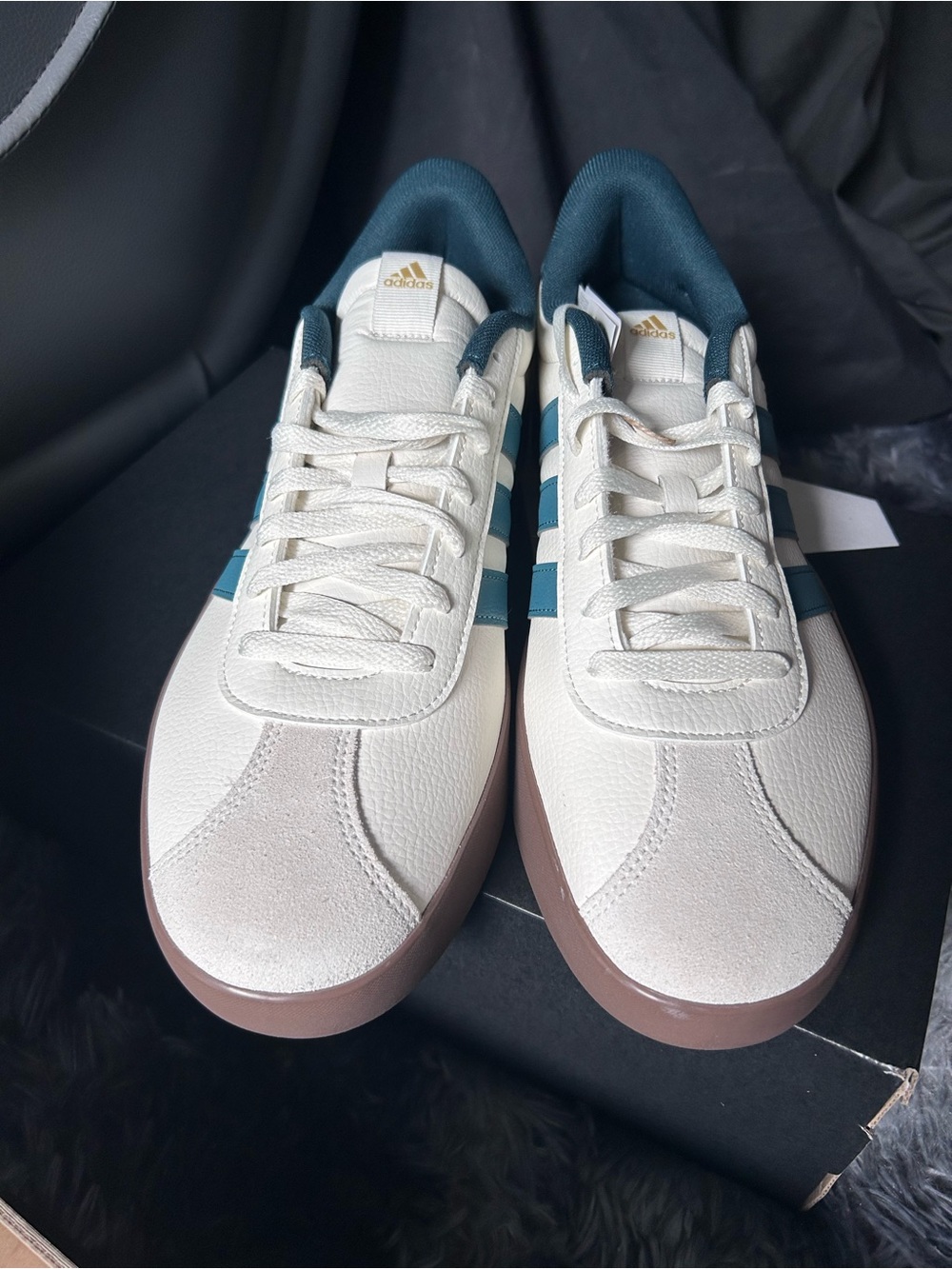 adidas Men’s White and Teal Casual Sneakers
